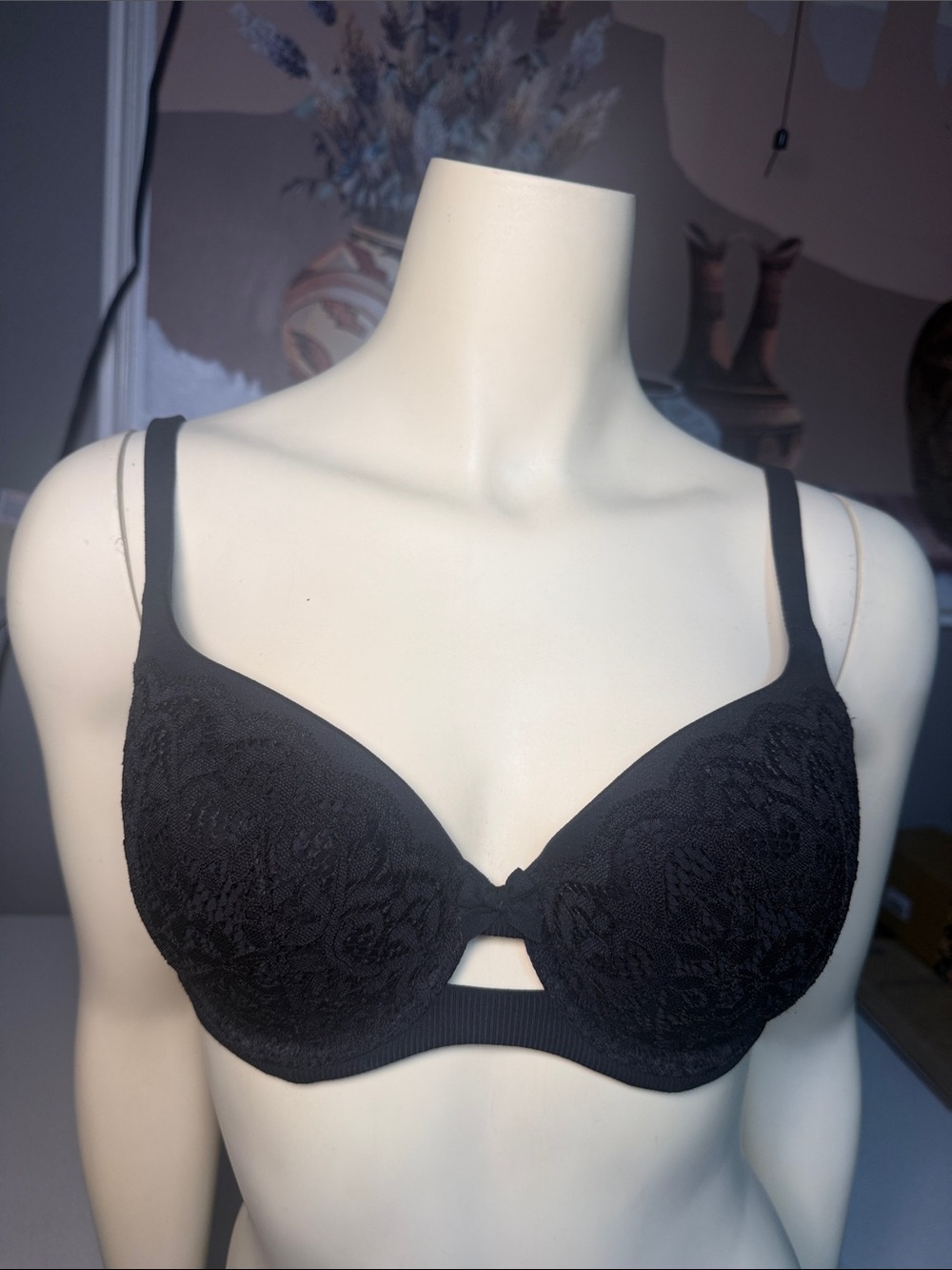 Victoria's Secret Black Lace Underwire Bra